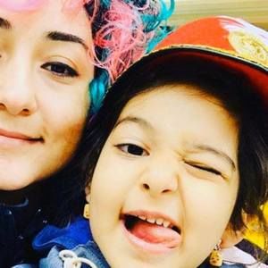 Meet your Posher, Hatice